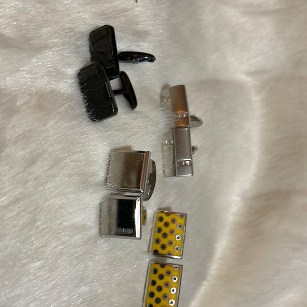 Cufflinks